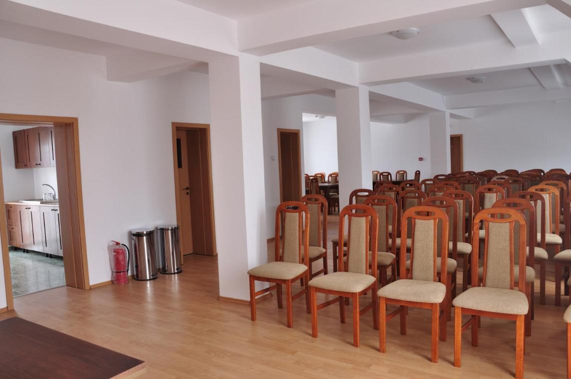 Oras Zlatna Hotel Ngoại thất bức ảnh